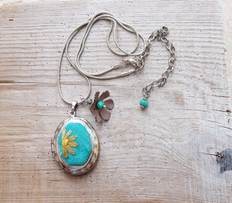 Enamel and Silver plated metal Embroidery Locket Necklace Teal Vintage Embroidery