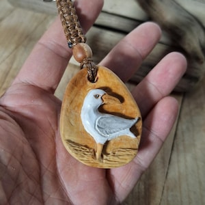 Hand-Carved Wooden Bird Keyring – Unique Solid Apple Wood Design