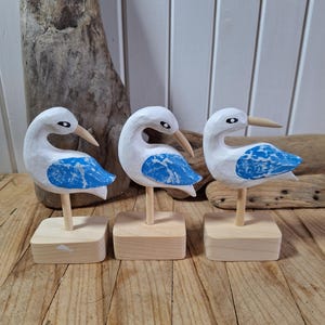 Handgesneden houten zeevogelsculpturen (set van 3) - minimalistisch kustdecor