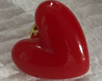 Vintage Heart Brooch plastic red heart minimalist trendy pin
