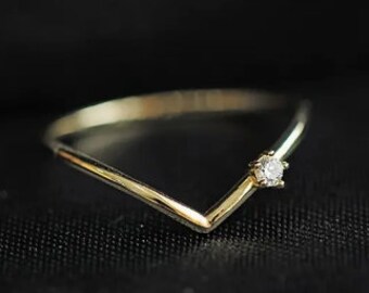Hottest Style V-shaped sparkling CZ Ring - sterling silver Valentine's Day collection