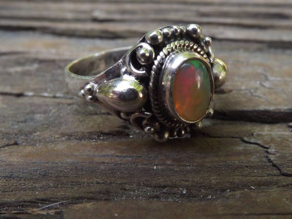 Stunning Beautiful Natural Ethiopian Opal ring - … - image 1