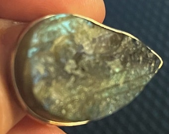 Rough natural genuine untreated Labradorite  stone - reiki healing - crystal cure - meditation aid-size 6