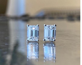 Brincos de ouro maciço com diamante de 1,0 quilate cultivado em laboratório e lapidação esmeralda.