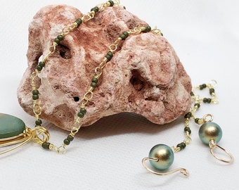Olive Green and Gold Spiral Necklace, Polymer Clay Jewelry  display picture 2