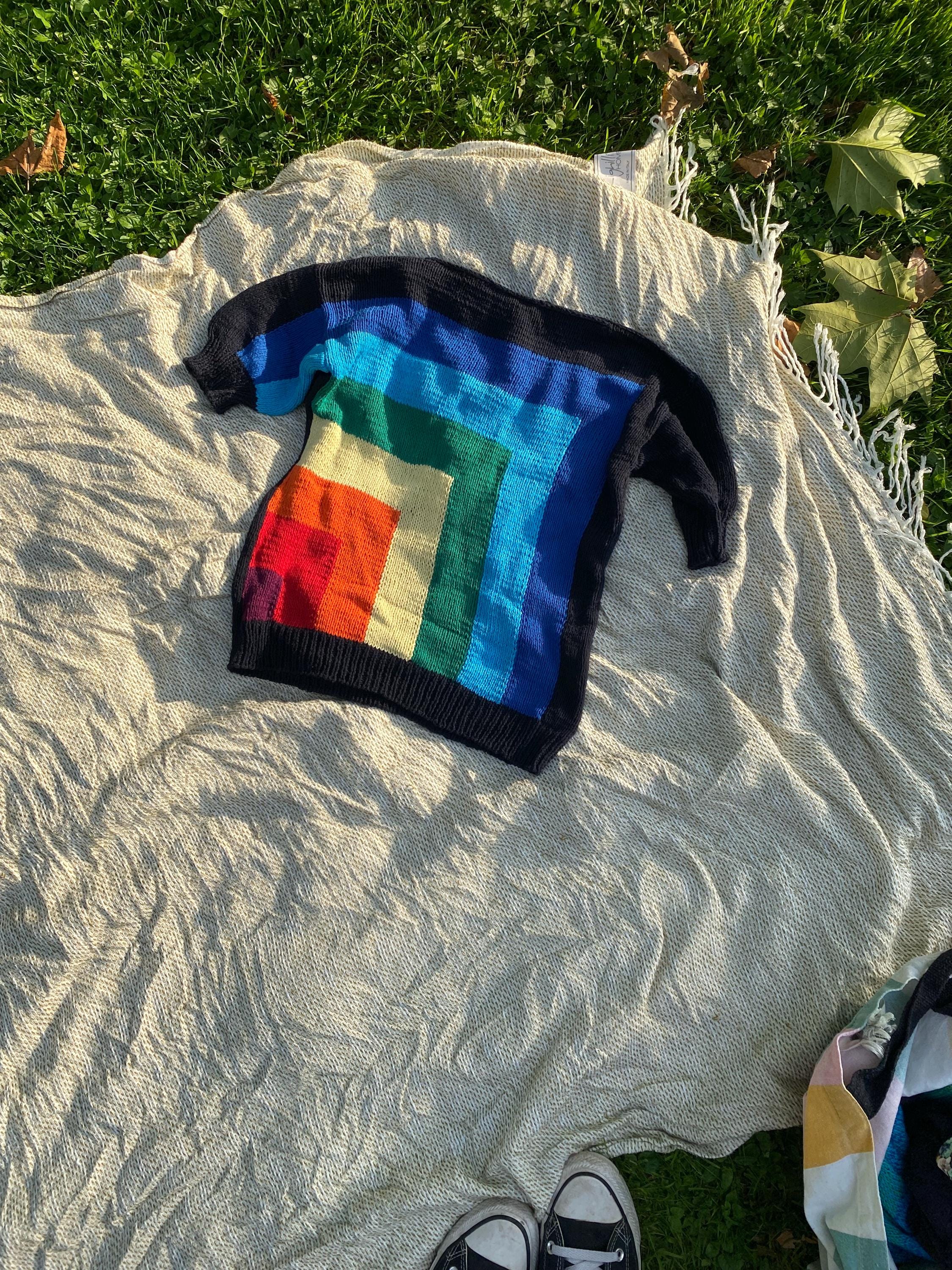 Colorful Knit Top Pattern: Geometric Sleeveless Design (XS-XL