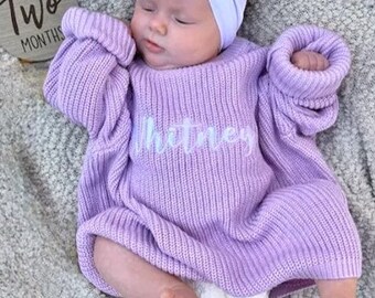 Suéter de bebé con nombre personalizado, bordado a mano, suéter con nombre de bebé personalizado, suéter a medida con nombre, regalo de cumpleaños para bebés, lana infantil