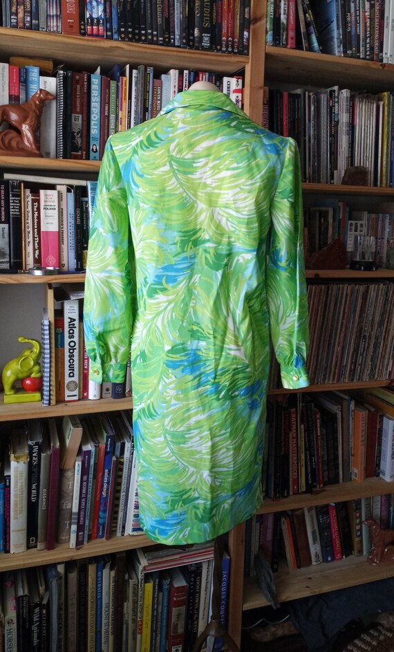 Easy Being Green Light & Bright Vintage Day Dress - image 8