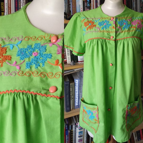 Adorable Vintage Embroidered Micro Mini Dress / Blouse / Smock