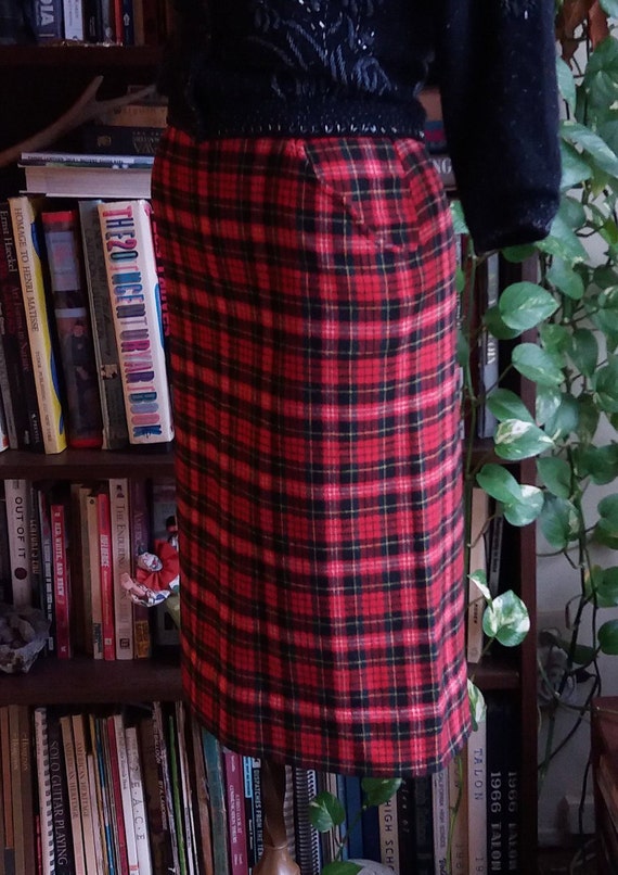 Highland Journey Vintage Wool Tartan Skirt Gem