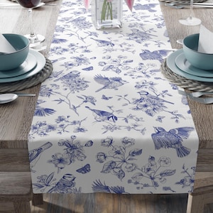 Chinoiserie Spring Birds Blue White Pattern Table Runner Elegant Home Decor Accent for Dining Table Elegant Table Centerpiece Wedding Gift