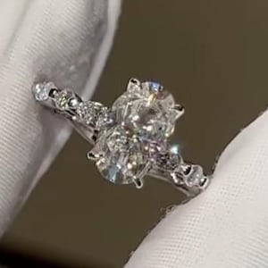 Oval Cut Colorless Moissanite Engagement Ring Marquise & Round Brilliant Cut Diamond Ring Bridal Ring Anniversary Promise Ring For Her