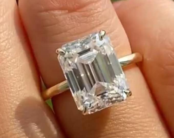 3CT Emerald Cut Moissanite Engagement Ring Emerald Cut Solitaire Ring 14K Solid Gold Ring Wedding Ring Proposal Ring Anniversary Gift