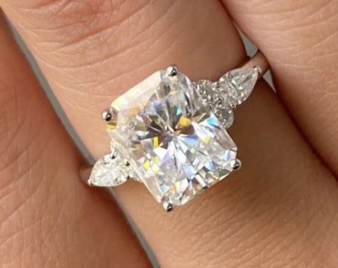 4CT Radiant Cut Moissanite Engagement Ring Cluster Ring 14K Gold Ring Wedding Ring Anniversary Gift For Women Proposal Ring Solitaire Ring