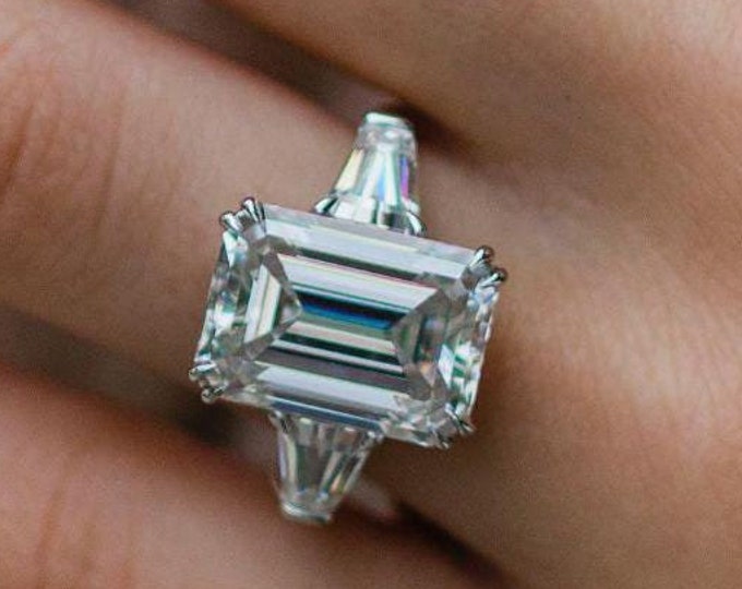 Three Stone Diamond Ring 3CT Emerald Cut Engagement Ring Emerald Cut Moissanite Ring 14K Gold Ring Wedding Ring Anniversary Gift For Women