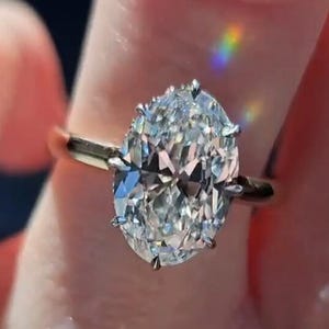 3CT Oval Moissanite Engagement Ring Oval Cut Solitaire Ring 18K Gold Hidden Halo Wedding ring Proposal Ring Anniversary Gift