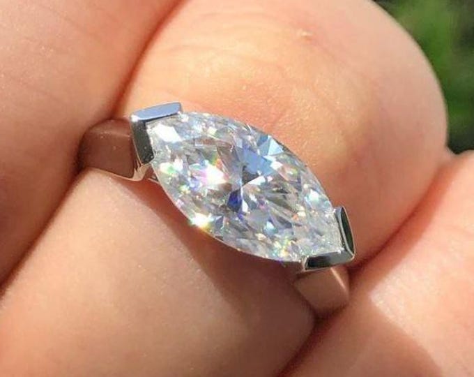 2CT Marquise Cut Moissanite Diamond Ring Marquise Solitaire Ring 14K Gold Ring Bezel Set Minimalist Ring Unique Wedding Ring for Her