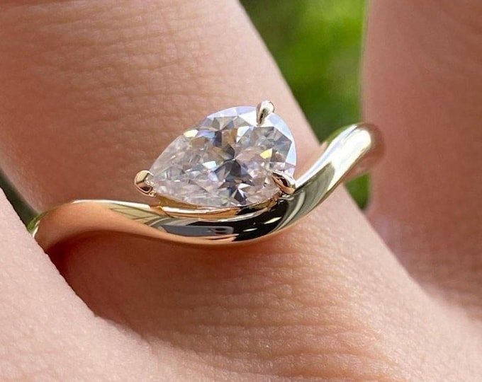 2CTPear Cut Diamond Pear Cut Moissanite Engagement Ring Unique Twist Band Solitaire Ring 14K Solid Gold Minimalist Promise Ring Dainty Ring