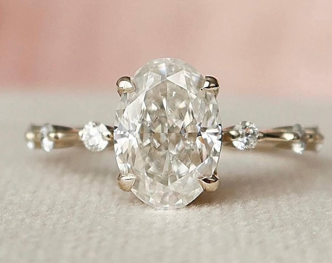 2CT Oval Engagement Ring Oval Moissanite Diamond Ring 14K Solid Gold Anniversary Ring Distance Pave Set Wedding Ring For Women