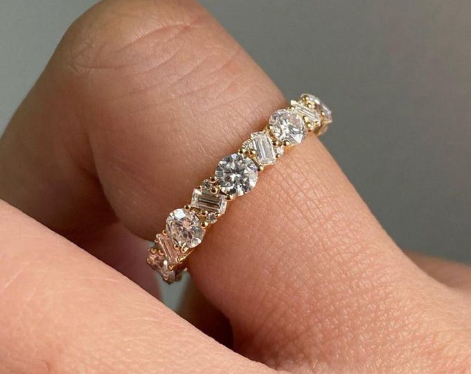 Round & Baguette Cut Moissanite Diamond Wedding Band For Women Vintage Full Eternity Band 14K Gold Anniversary Band Stackable Band Gifts Her
