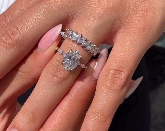 2.5ct Oval Moissanite Engagement Ring Set Oval Solitaire Wedding Ring Set 14K Solid Gold Bridal Ring Set Half Eternity Marquise Cut Band