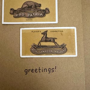 Cartões de felicitações artesanais "Vintage Cigarette Card" (Brasão de armas)