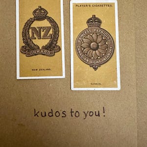 Cartões de felicitações artesanais "Vintage Cigarette Card" (Brasão de armas)