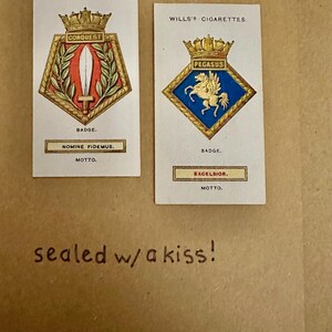 Cartões de felicitações artesanais "Vintage Cigarette Card" (Brasão de armas)