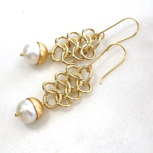 Large Freshwater Pearl, Gorgeous Gold Linked Chain Earrings...