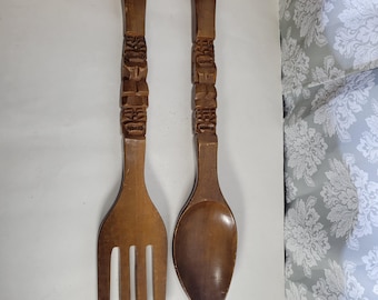 VTG MCM Large Fork & Spoon Carved Wood Tiki Art  22" Wall Décor, Medium Wood