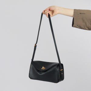 Small Shoulder Bag,Classic Design Bag,Everyday Leather Bag image 3