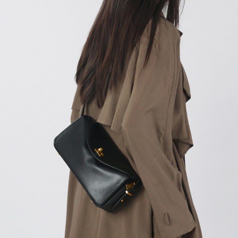 Small Shoulder Bag,Classic Design Bag,Everyday Leather Bag image 2