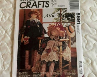 Attic Babies McCall's 5691 Sewing Pattern, Maise and Mortie Huckabee, 27 inch doll pattern with clothes, New, Uncut, Vintage