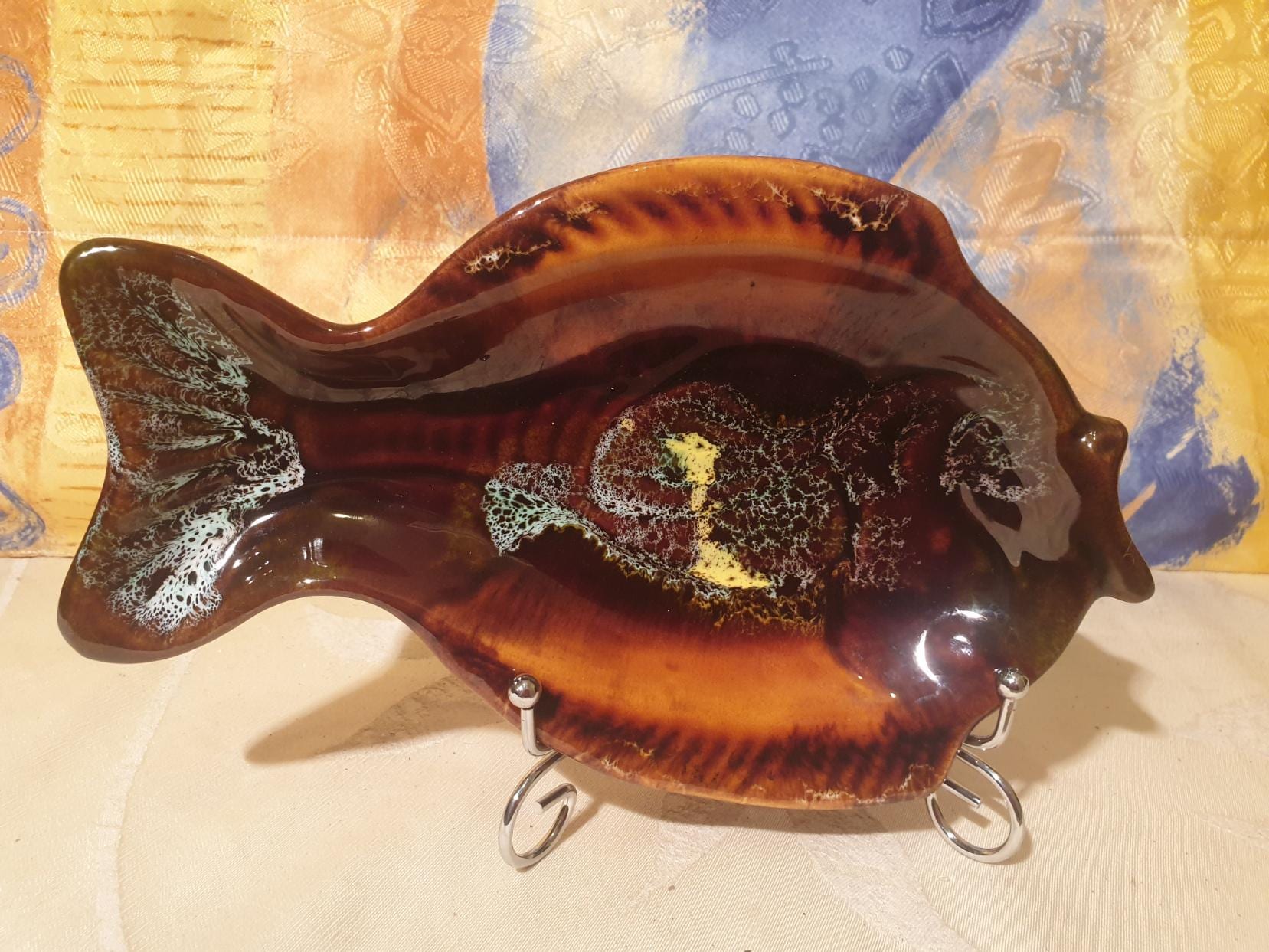 Beurrier Ancien En Céramique Jaune, Façon Vallauris, Fabrication Française