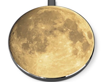 Effortless Power: 10W Wireless Phone Charger (Moon)