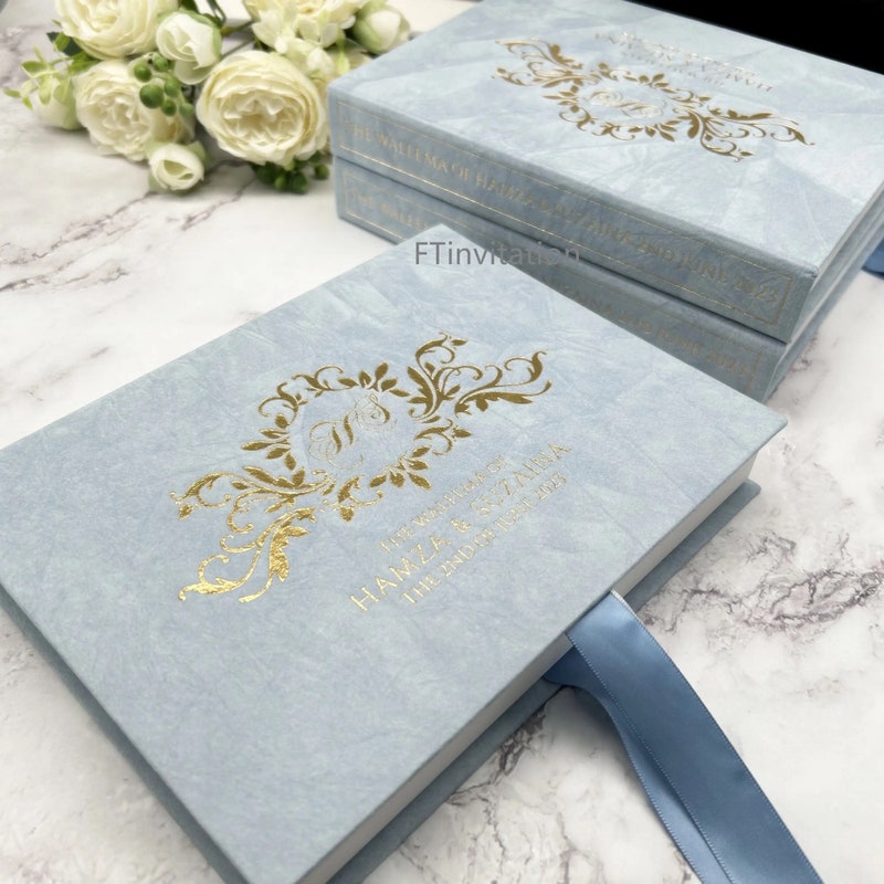 Box Invitation - Etsy