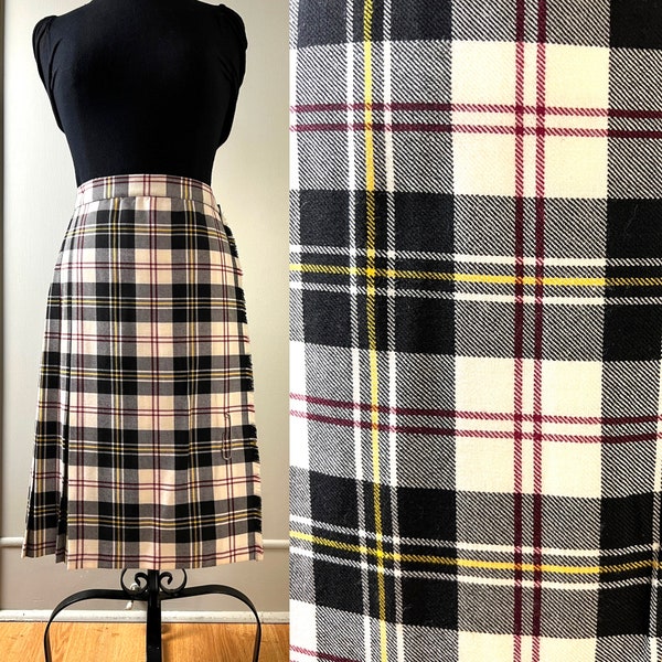 Clan MacPherson Tartan Kilt Kilted Skirt All Wool Vintage Highland Wear Womens Kilt