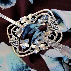 Silver Shawl Pin - Wm Rogers Silverplate - Clusters of Grapes - Vines and Leaves - Embellished Detail Pin and Ring - Unique Wine Lovers Gift