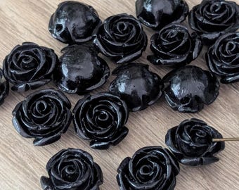 10+ Stück schwarze 14 mm Harz Rosen Blume Perlen - seitlich gebohrt, runde Rückseite - 14 mm