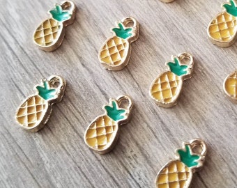 10 Stück kleine Ananas Gelbe Emaille Charms Tropisch Sommer Obst - 10mm