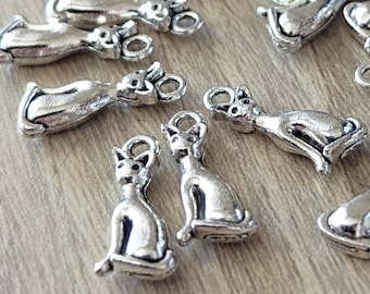 10 Pcs Sitting Pretty Cat Kitty Charm Silver Color 18mm