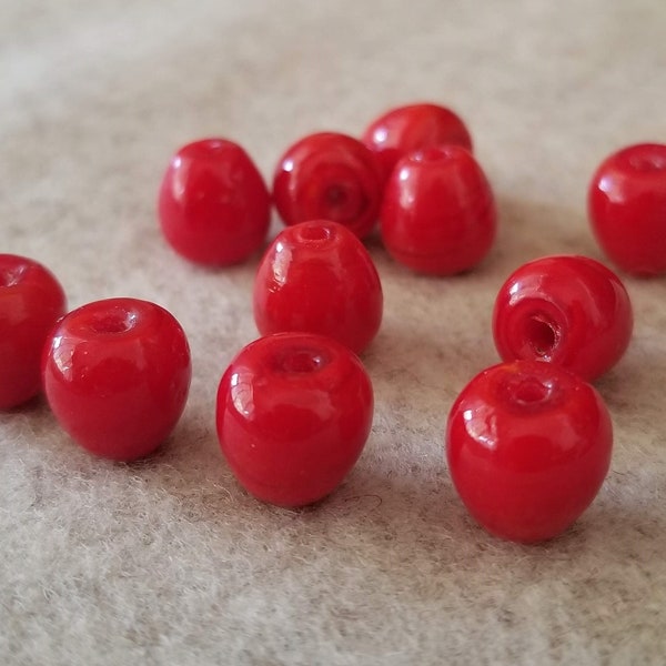 10 or 20 Pcs Candy Apple Red Lampworked Glass Apple Fruit Beads - 10mm