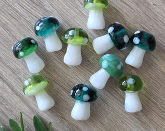 Pilz Fliegenpilz Glasperlen - Grün Mix - 10 x 13 mm