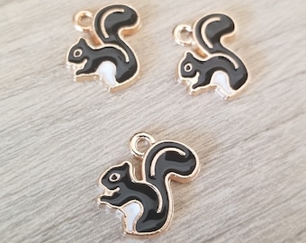 Squirrel Black and White Enameled Charms 13x14mm (10 pcs)