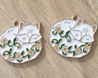4+ Pcs White Floral Fox Charm Enamel White and Green Pendant - 25mm