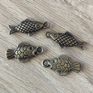 10 pcs Fish Charms 3D - Antique Bronze Color Metal Alloy - 18-20mm