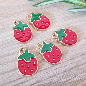 10 Pcs Strawberry Enamel Charm Red Berry Summer Fruit - 16mm