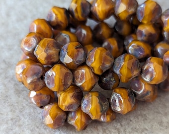 15 szt. Butternut Orange Opaline z wykończeniem Picasso - Barokowe centralnie szlifowane czeskie polerowane koraliki ogniowe - Pełny sznur - 9 mm