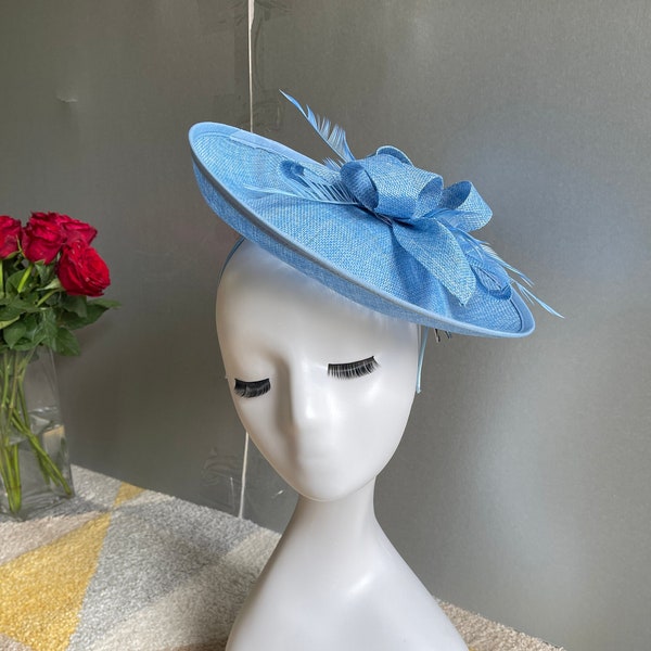 light blue fascinator hat, sky blue fascinator hat, wedding guest fascinator hat, horse races fascinator, royal ascot fascinator