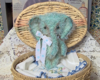 Elephant Pattern primitive mohair Sewing e pattern Mini Elly Peanut